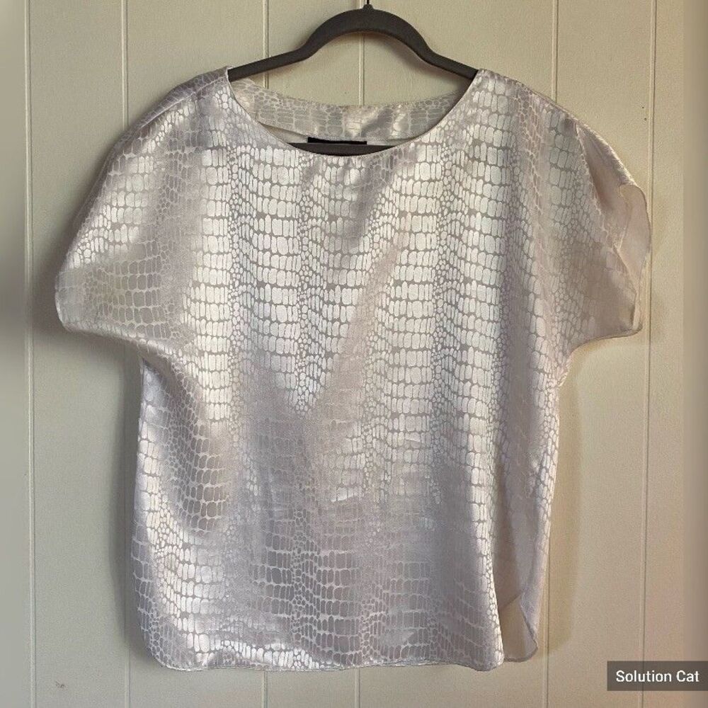 Gianna Blouse Women’s Medium White On White Leopard Pattern Casual Corpcore